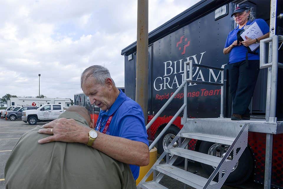 Chaplains praying