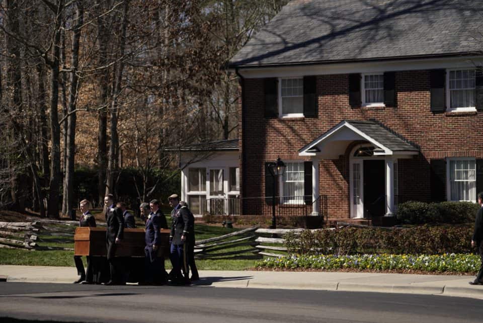 The casket passed by the Graham Family Homeplace, the actual house Billy Graham grew up in, on its way to the tent. Only a few miles from its original location, the home offers visitors a glimpse of how Billy Graham grew up. Earlier this week, thousands of guests traveled to the Homeplace, on the campus of the Billy Graham Library, to pay their respects to Mr. Graham.