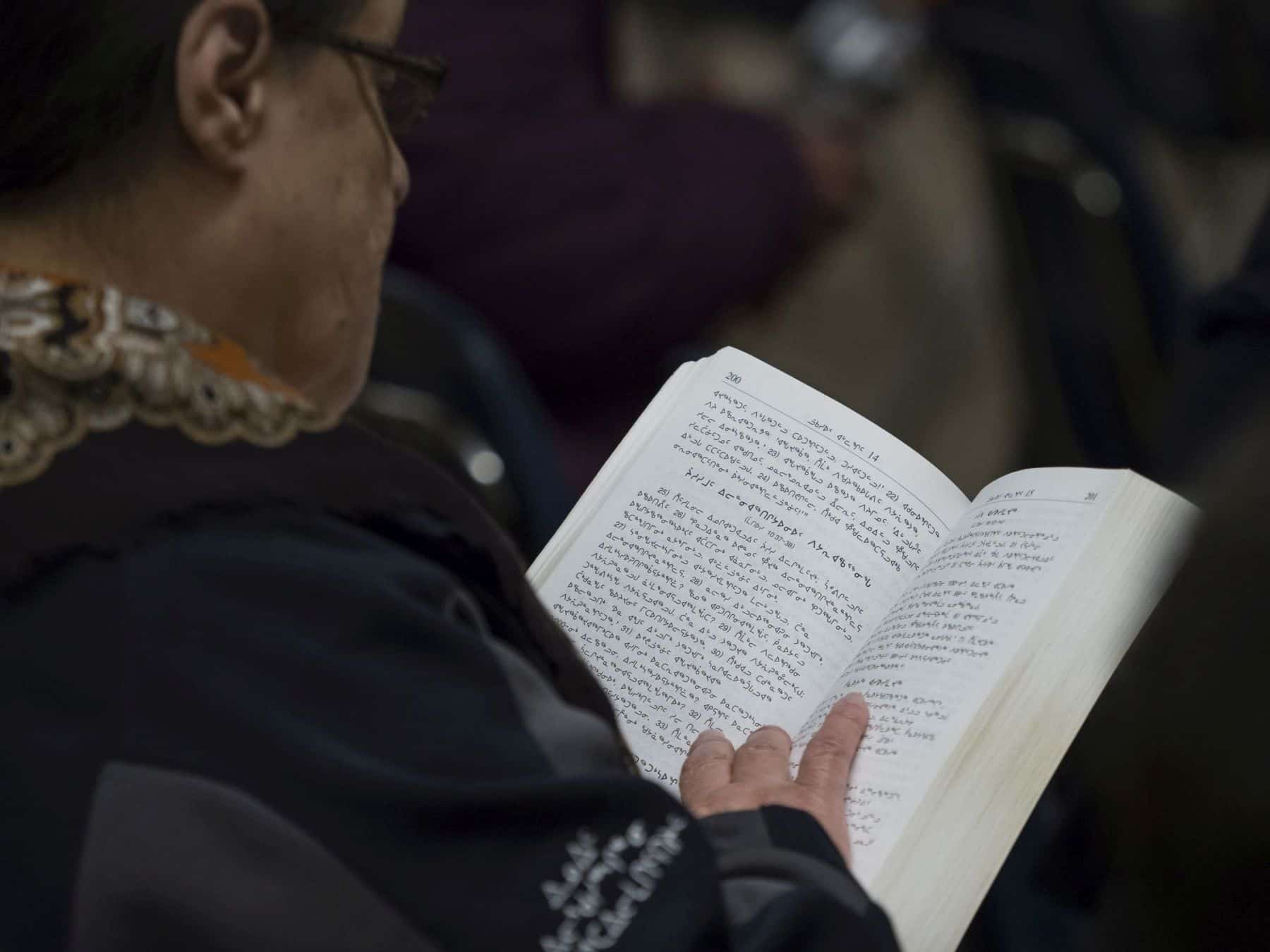 READING THE BIBLE IN INUKTITUT