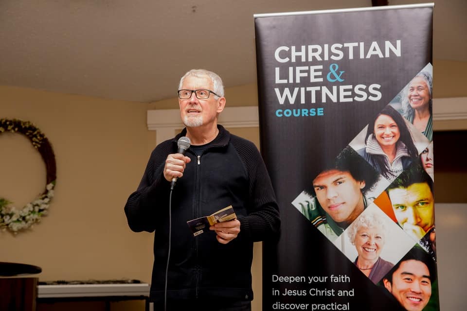 Guest instructor David Macfarlane helps participants deepen their walk with Jesus Christ.