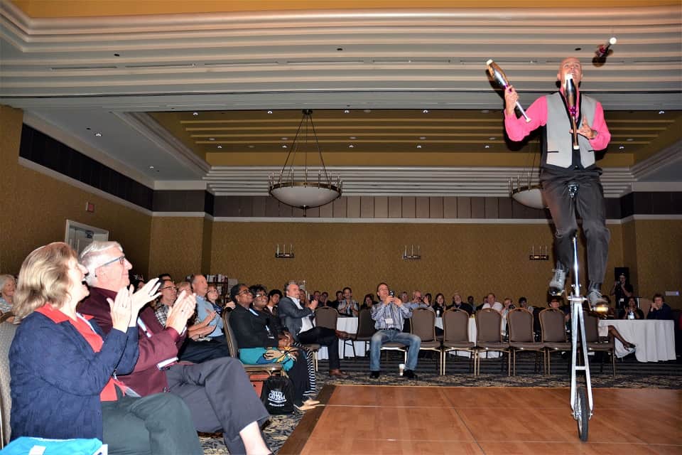 Canadian juggler/comedian Bob Cates performs in Edmonton at the Billy Graham Evangelistic Association of Canada’s Canadian Evangelism Congress. His family-friendly “Comedy In Motion” act has won several entertainment industry awards.