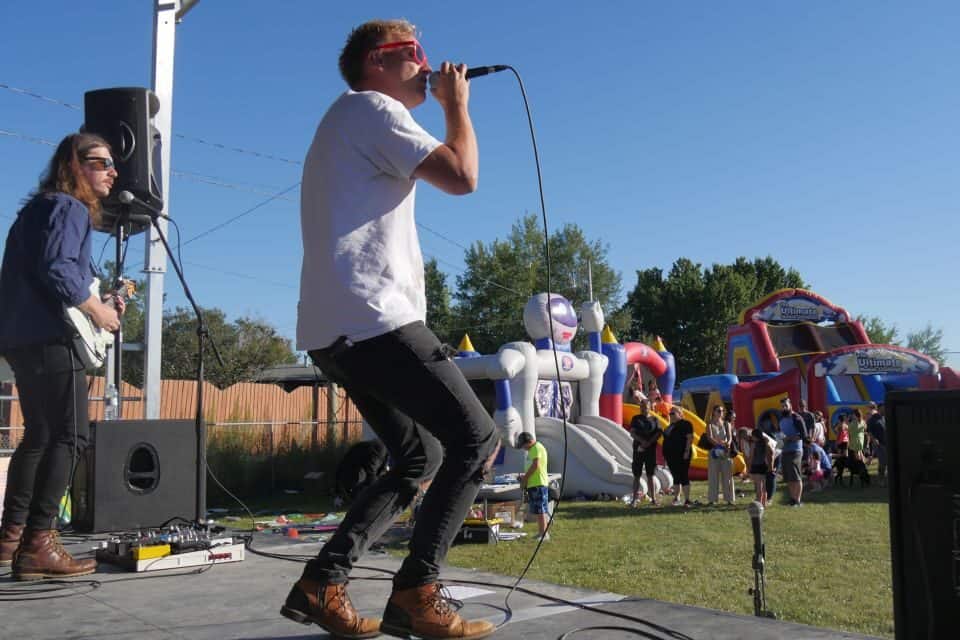 Canadian Christian band JJ and the Ringers provided music at the Billy Graham Evangelistic Association of Canada’s community event in Hay River, Northwest Territories. The event raised awareness for Will Graham’s Northern Canada Christmas Tour, which proclaims the Gospel in Hay River Dec. 4.