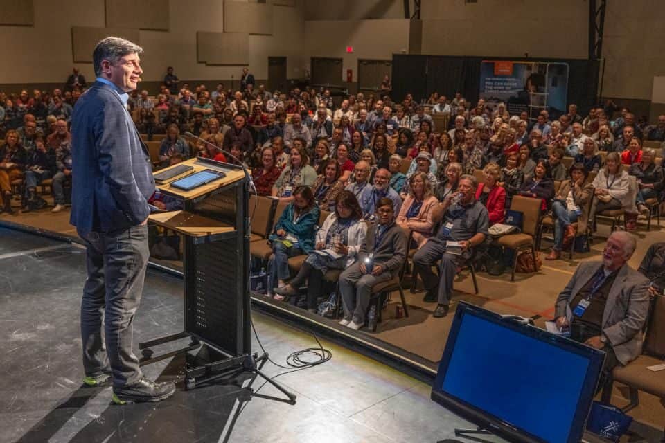 Will Graham spoke to more than 500 pastors and church leaders at the Calgary Evangelism Summit.