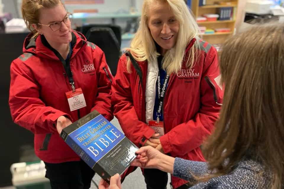 a Chaplain The Billy Graham Evangelistic Association of Canada