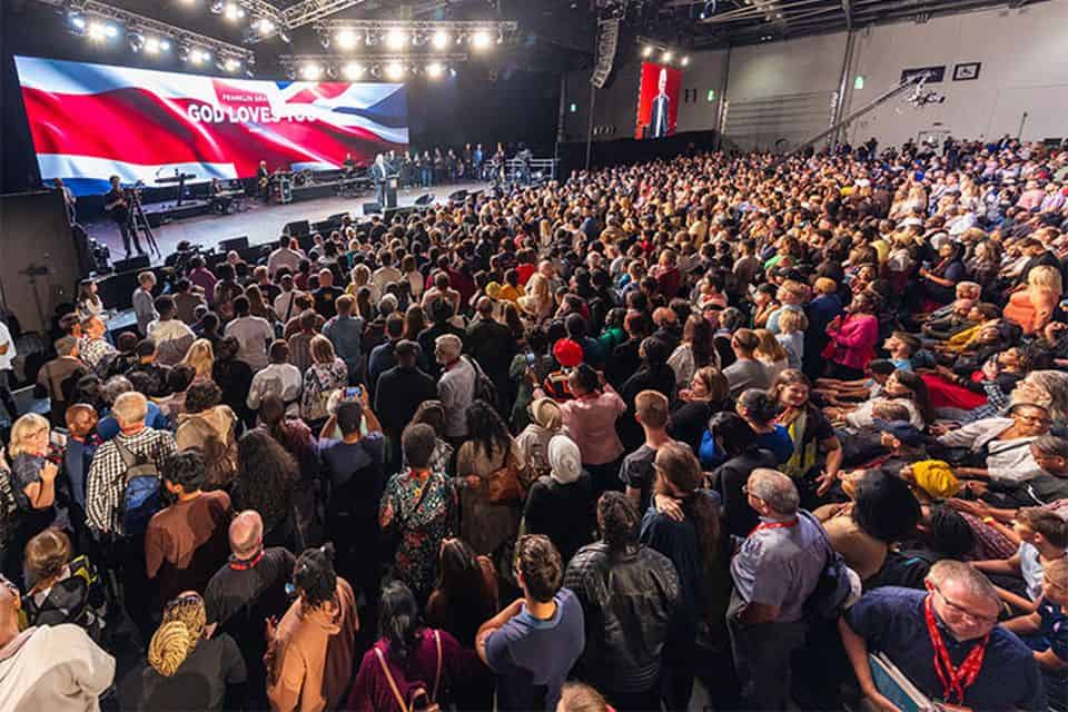 More than 10,000 people packed ExCel London for the God Loves You Tour with Franklin Graham. Another 86,000 people watched online.